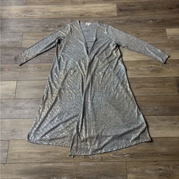 LuLaRoe Sarah Duster Sz M Silver Gold Long Cardigan Sparkle Holiday Boho Party - Picture 1 of 7
